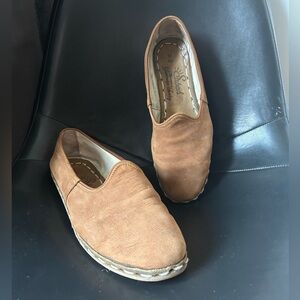 Sabah M40 nubuck Leather Loafer Flats